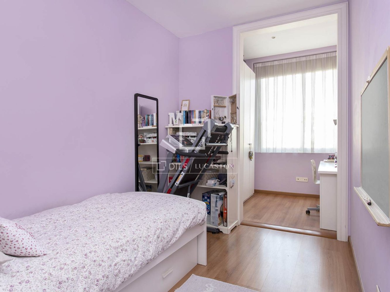 Apartment à Barcelona, Espagne 4 chambres, 121 m2 No. 199161