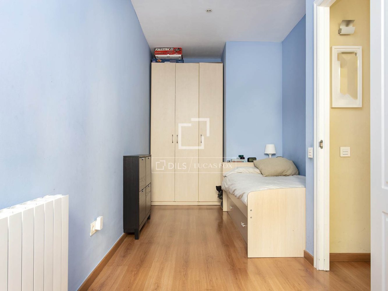 Apartment à Barcelona, Espagne 4 chambres, 121 m2 No. 199161
