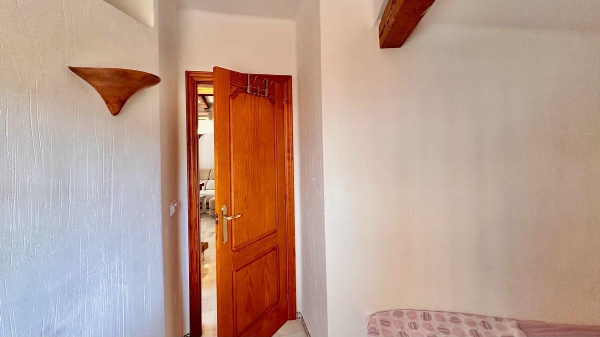 Apartamento en Torrevieja, Alicante, España 2 dormitorios, 63 m2 No. 199189