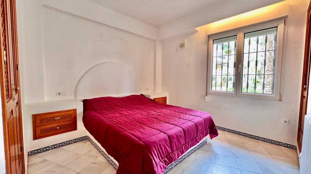 Apartamento en Torrevieja, Alicante, España 2 dormitorios, 63 m2 No. 199189