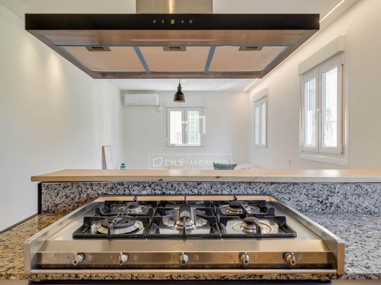 Dzīvoklis Barcelona, Spānijā 2 istabas, 77 m2 Nr. 168323