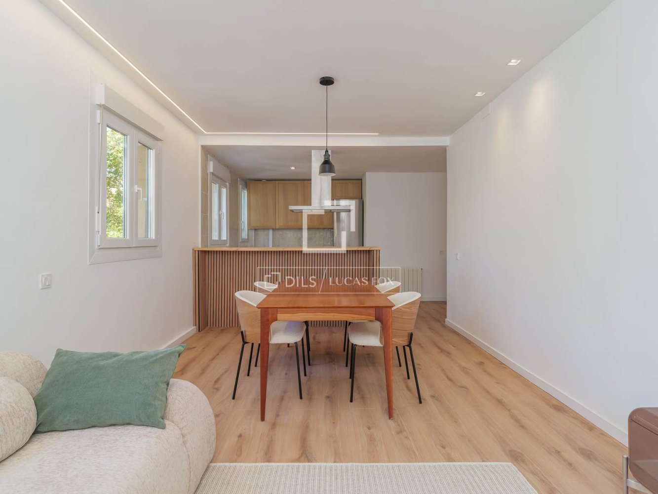 Dzīvoklis Barcelona, Spānijā 2 istabas, 77 m2 Nr. 168323