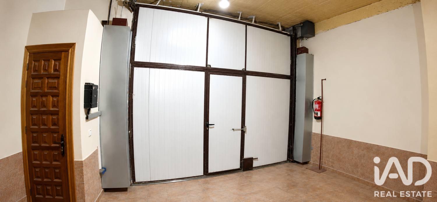 Duplex in Roa, Burgos, Spain 3 bedrooms, 263 sq.m. No. 199604