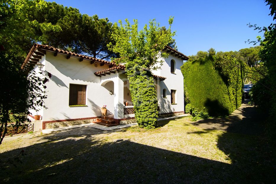 Villa a Gelida, Barcelona, Spagna 13 camere da letto, 1164 mq. N° 197118