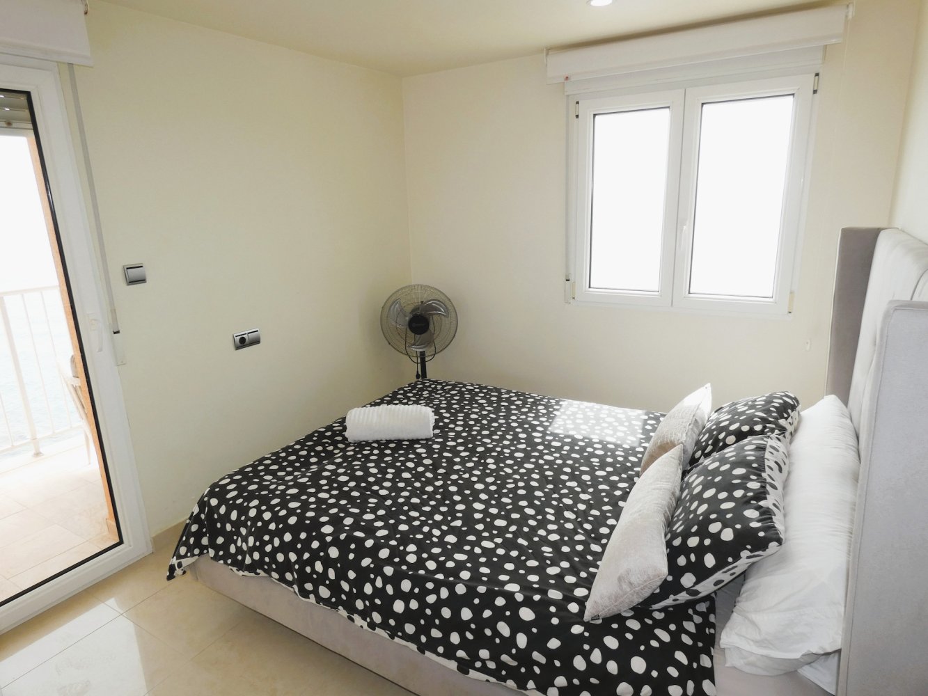 Apartment in Torrevieja, Alicante, Spain 3 bedrooms, 110 sq.m. No. 199343