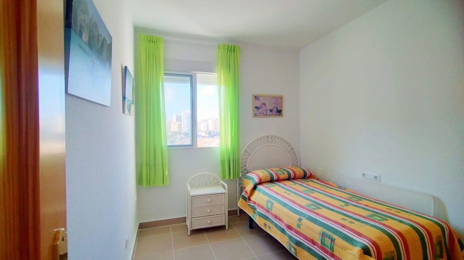 Apartamento en Torrevieja, Alicante, España 3 dormitorios, 121 m2 No. 199865