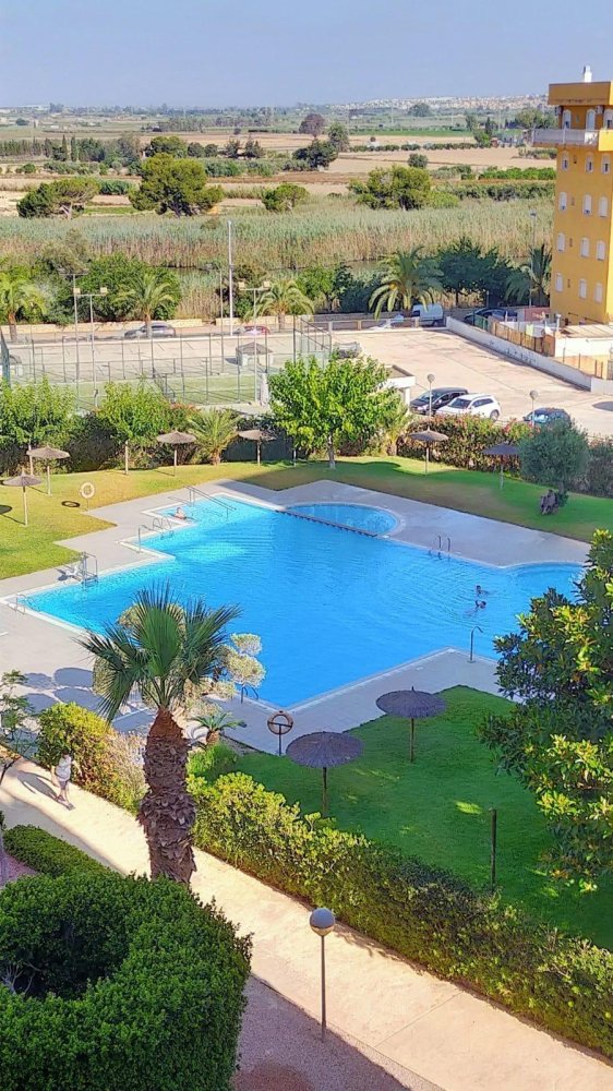 Apartamento en Torrevieja, Alicante, España 3 dormitorios, 121 m2 No. 199865