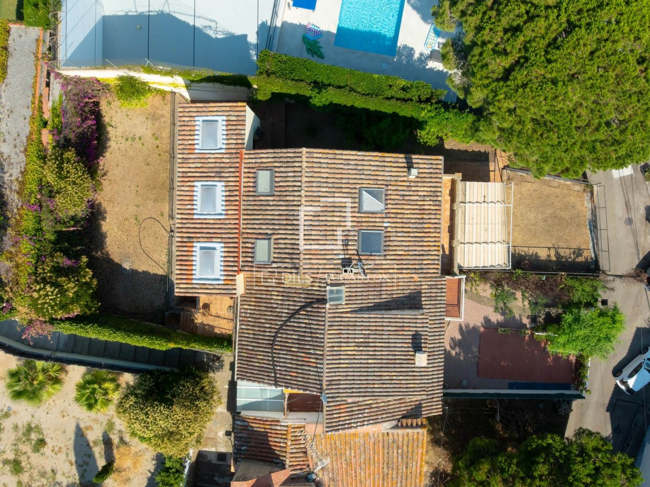 Villa in Premia De Dalt, Barcelona, Spain 4 bedrooms, 279 sq.m. No. 197598