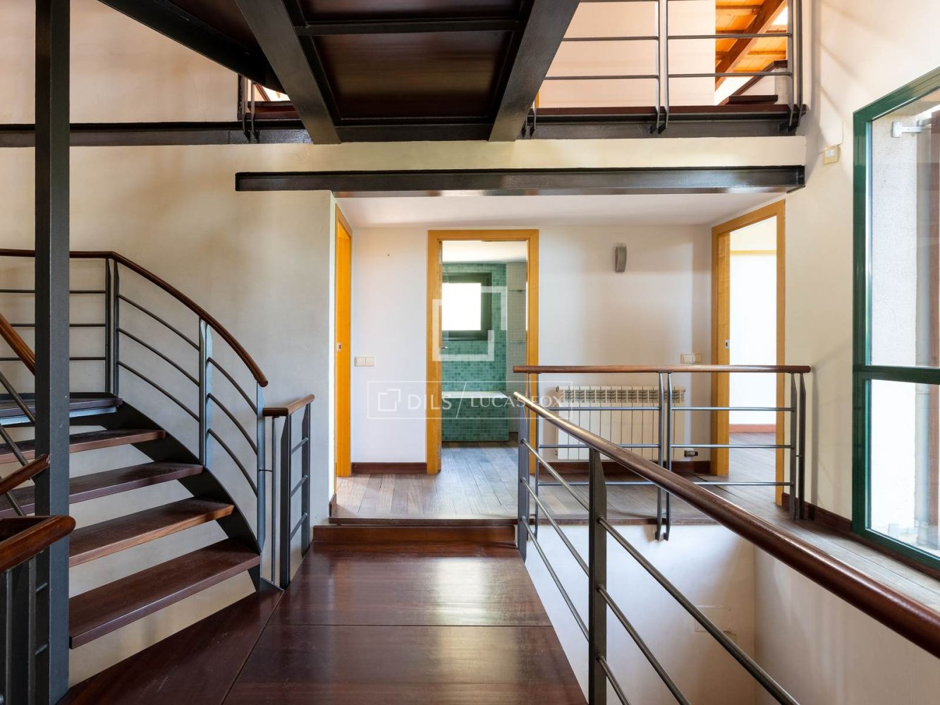 Villa in Premia De Dalt, Barcelona, Spain 4 bedrooms, 279 sq.m. No. 197598