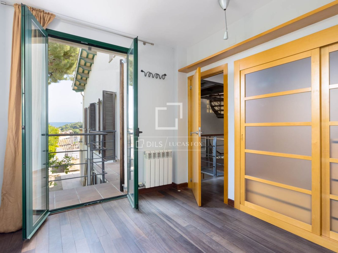 Villa in Premia De Dalt, Barcelona, Spain 4 bedrooms, 279 sq.m. No. 197598