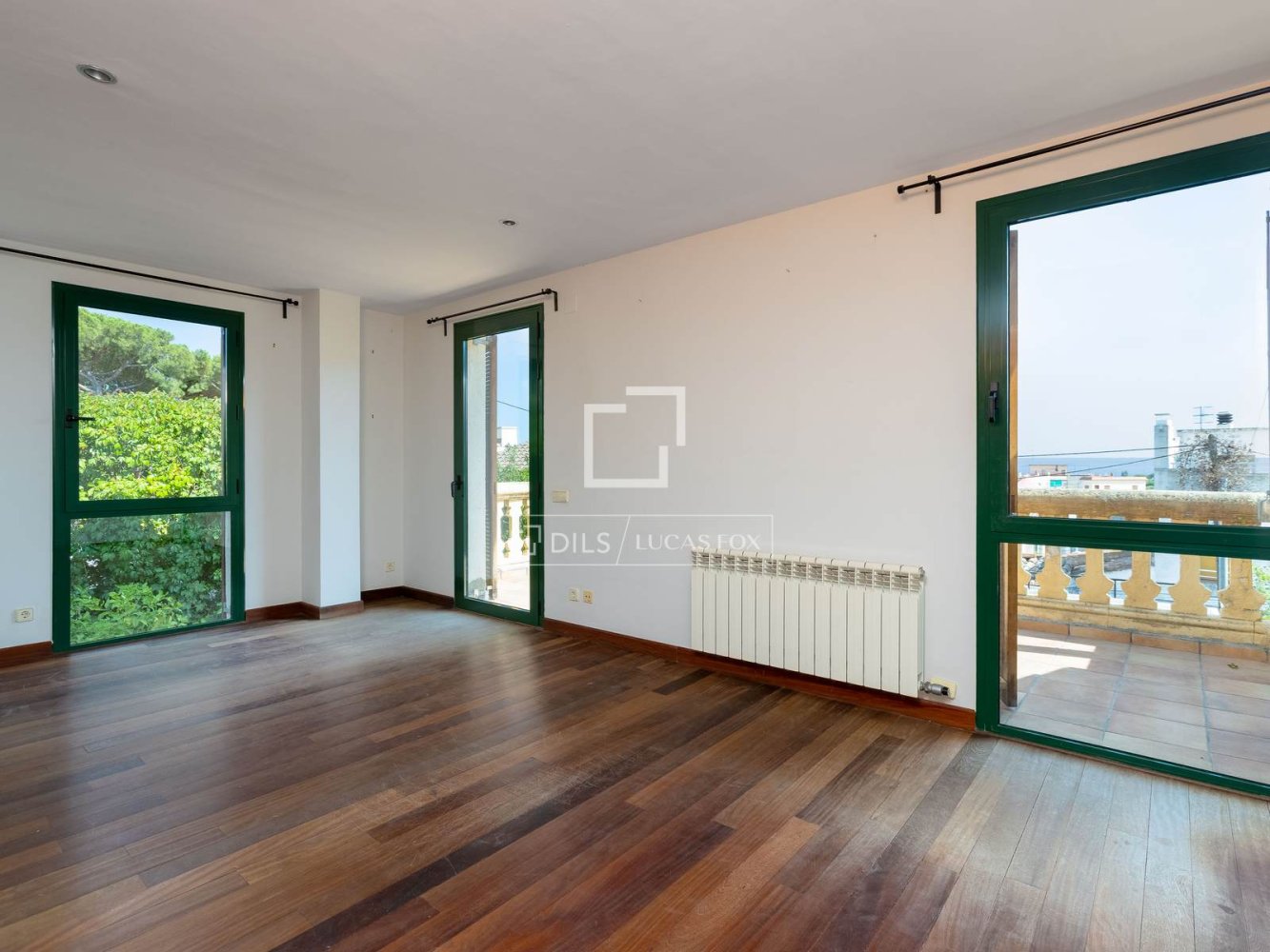 Villa in Premia De Dalt, Barcelona, Spain 4 bedrooms, 279 sq.m. No. 197598