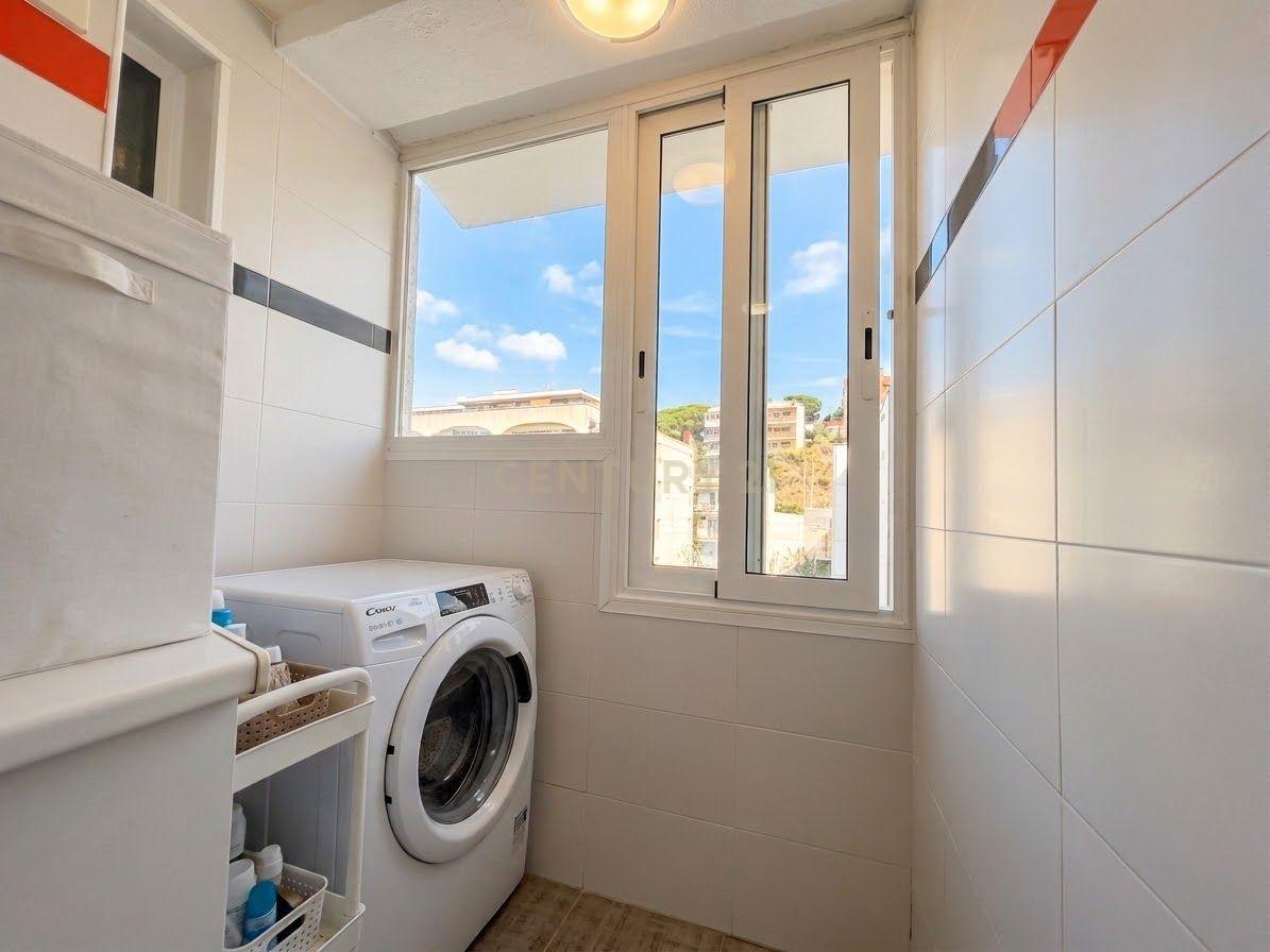 Apartment in Calella, Barcelona, Spain 3 bedrooms, 60 sq.m. No. 197535