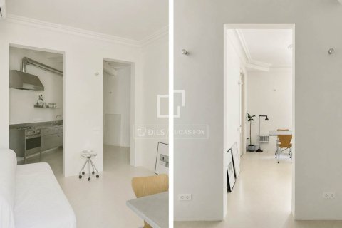 Apartment à Barcelona, Espagne 2 chambres, 86 m2 No. 192589