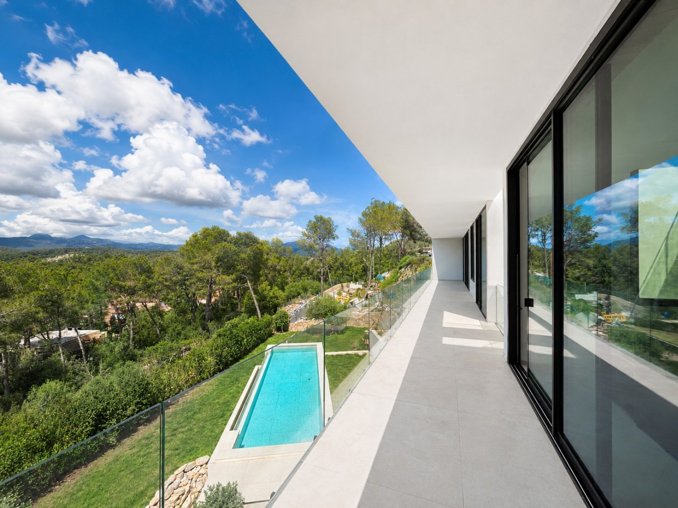 Villa in Santa Ponsa, Mallorca, Spain 4 bedrooms, 345 sq.m. No. 198849