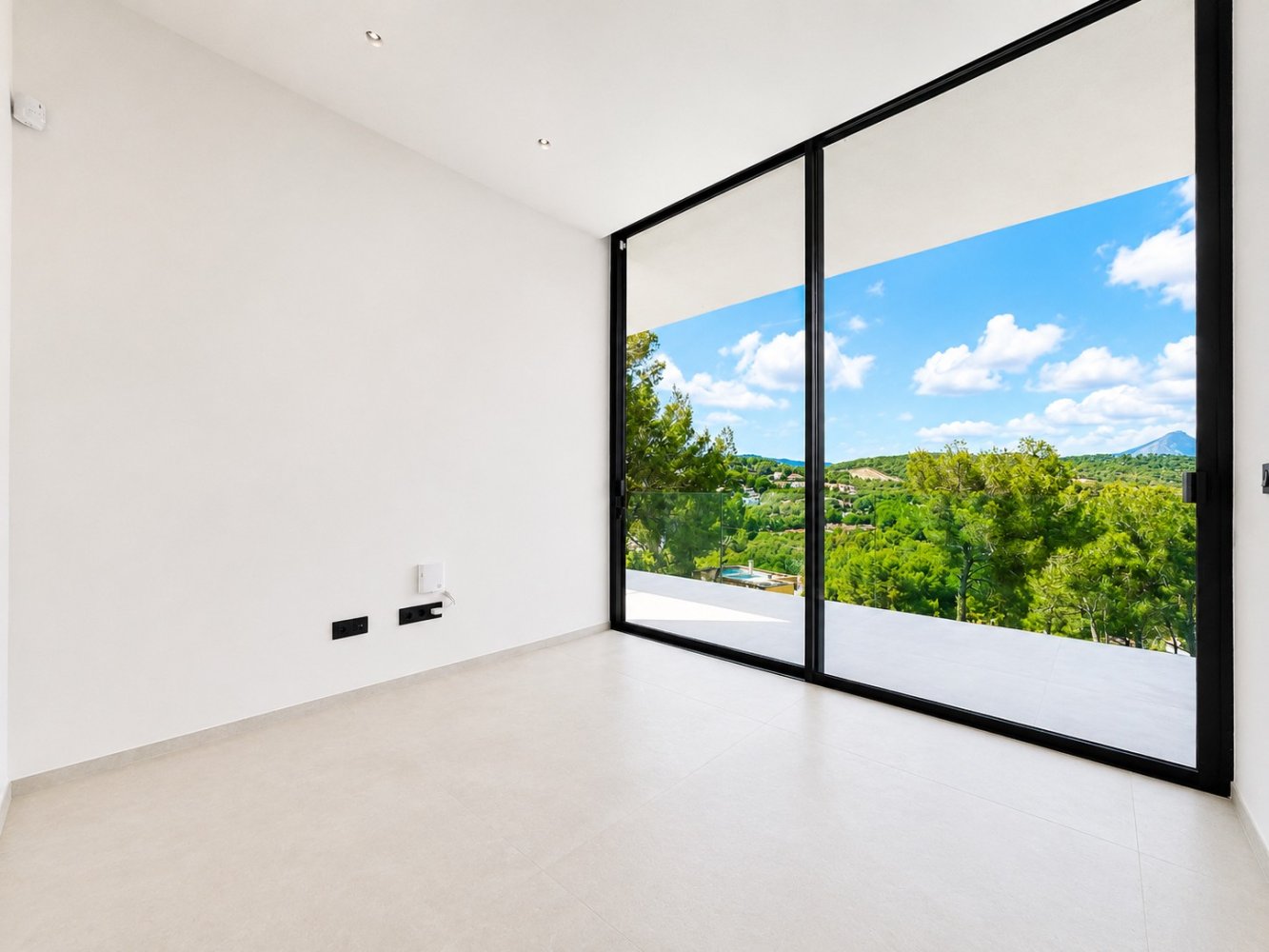 Villa in Santa Ponsa, Mallorca, Spain 4 bedrooms, 345 sq.m. No. 198849