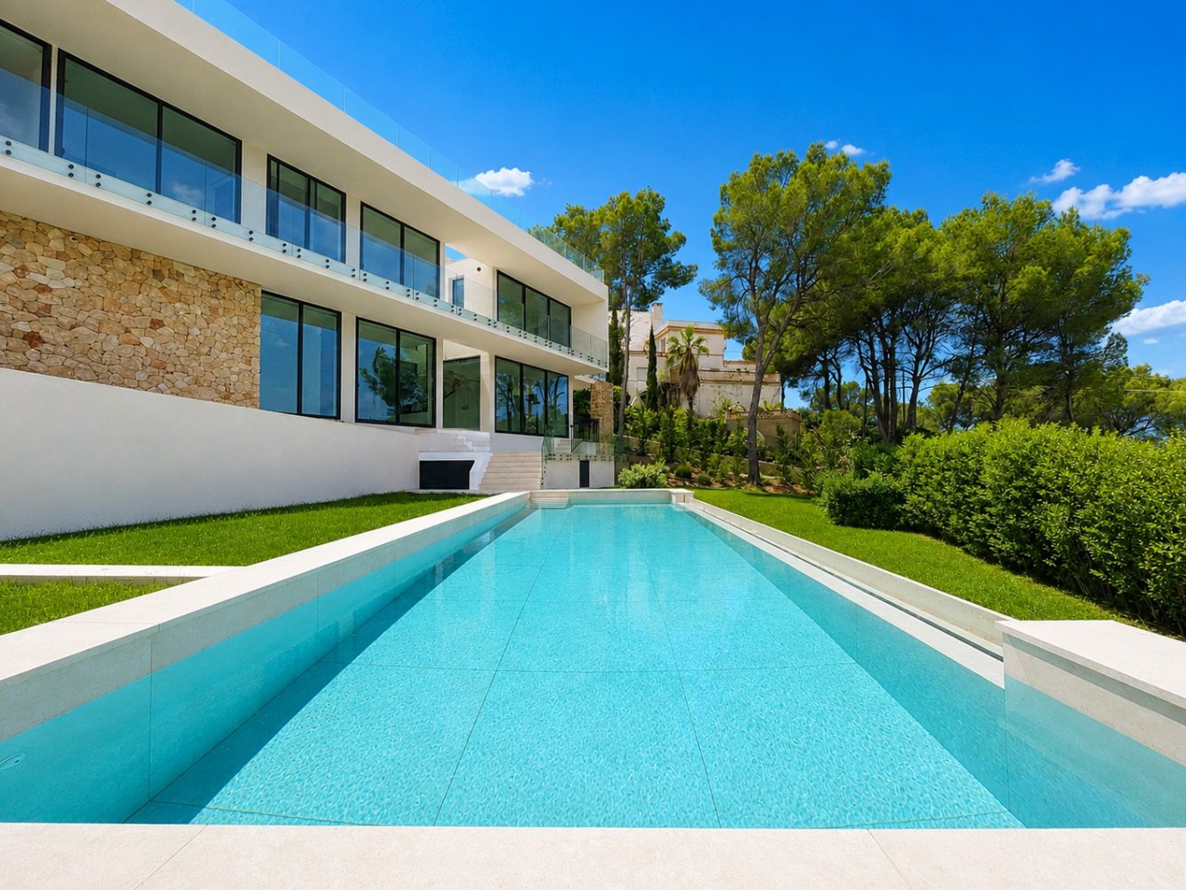 Villa in Santa Ponsa, Mallorca, Spain 4 bedrooms, 345 sq.m. No. 198849