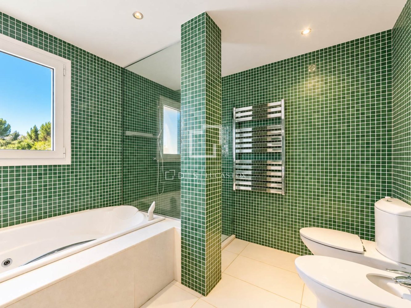 Villa à Sitges, Barcelona, Espagne 5 chambres, 354 m2 No. 198488