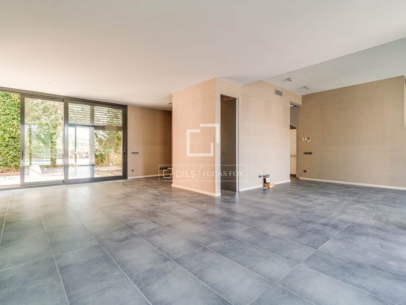 Villa a Barcelona, Spagna 3 camere da letto, 464 mq. N° 197607
