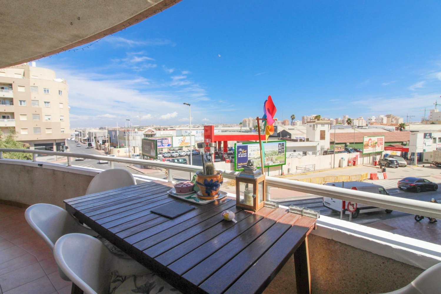 Apartamento en Torrevieja, Alicante, España 3 dormitorios, 126 m2 No. 199859