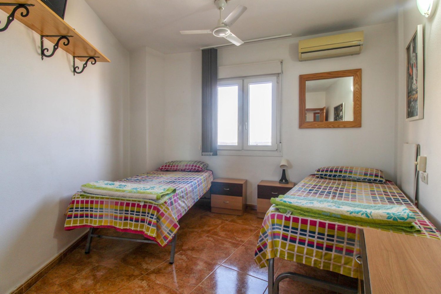 Apartamento en Torrevieja, Alicante, España 3 dormitorios, 126 m2 No. 199859