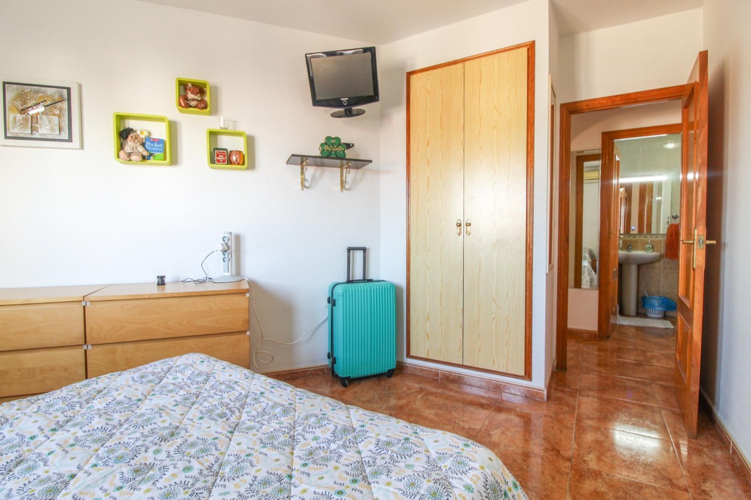 Apartamento en Torrevieja, Alicante, España 3 dormitorios, 126 m2 No. 199859