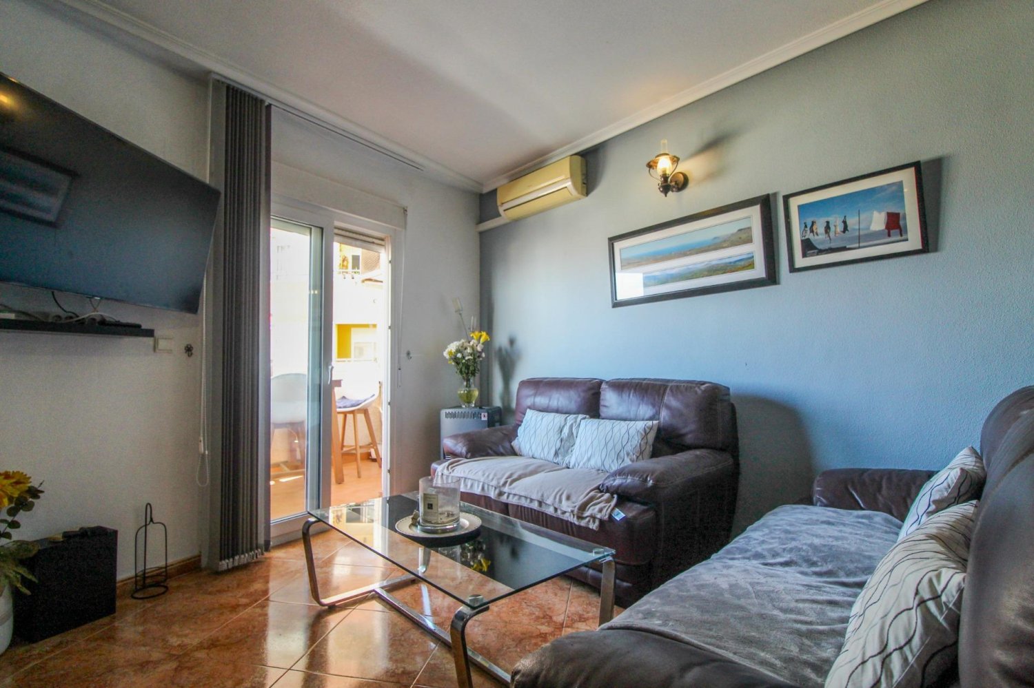 Apartamento en Torrevieja, Alicante, España 3 dormitorios, 126 m2 No. 199859