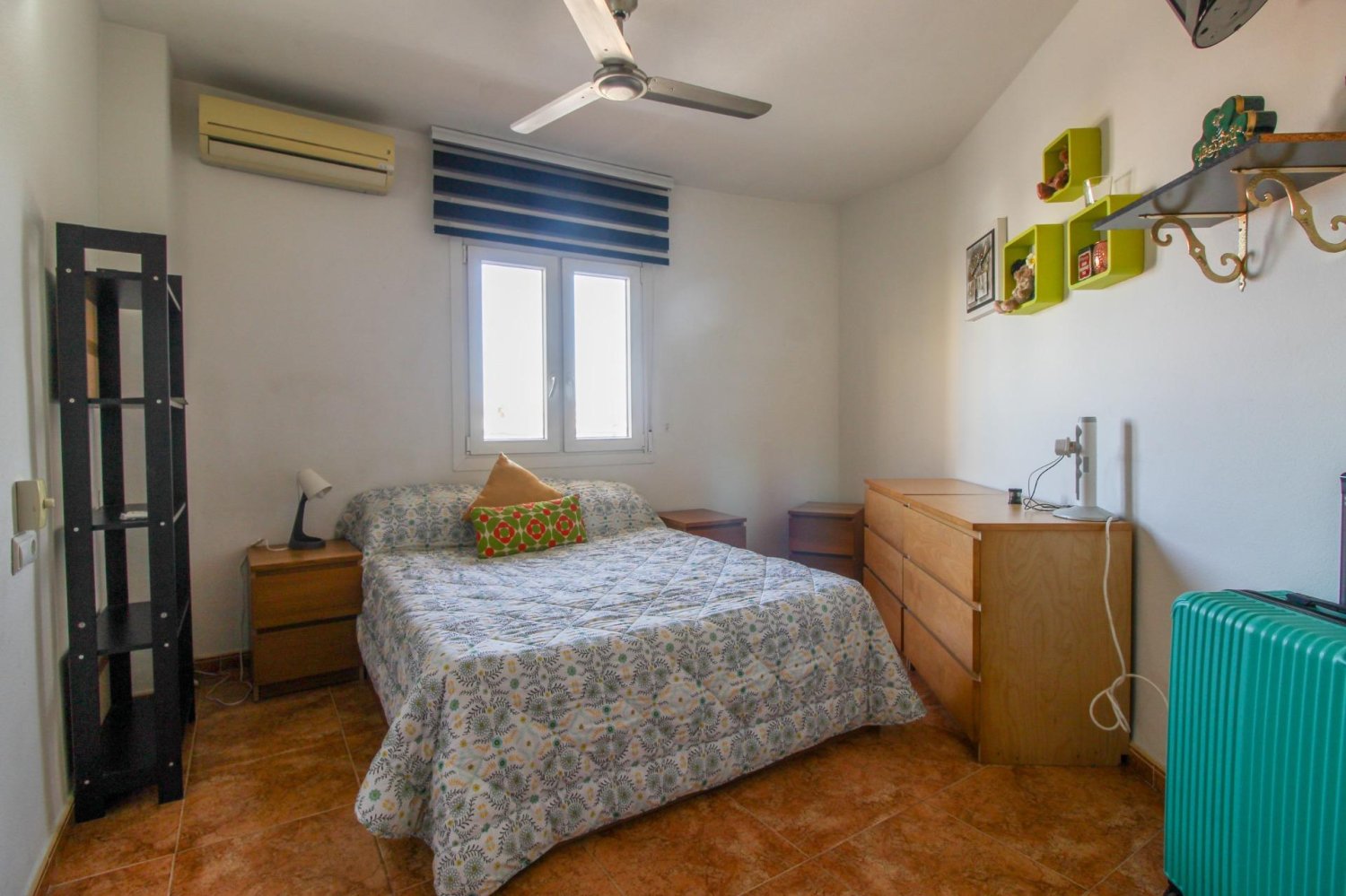 Apartamento en Torrevieja, Alicante, España 3 dormitorios, 126 m2 No. 199859