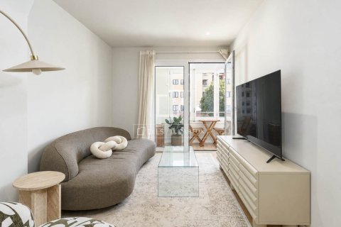 Apartment à Barcelona, Espagne 3 chambres, 95 m2 No. 193667