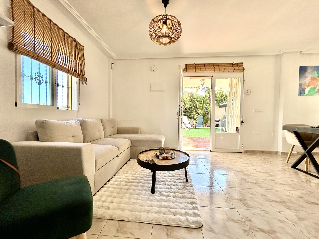 Villa in Villamartin, Alicante, Spain 4 bedrooms, 73 sq.m. No. 199833