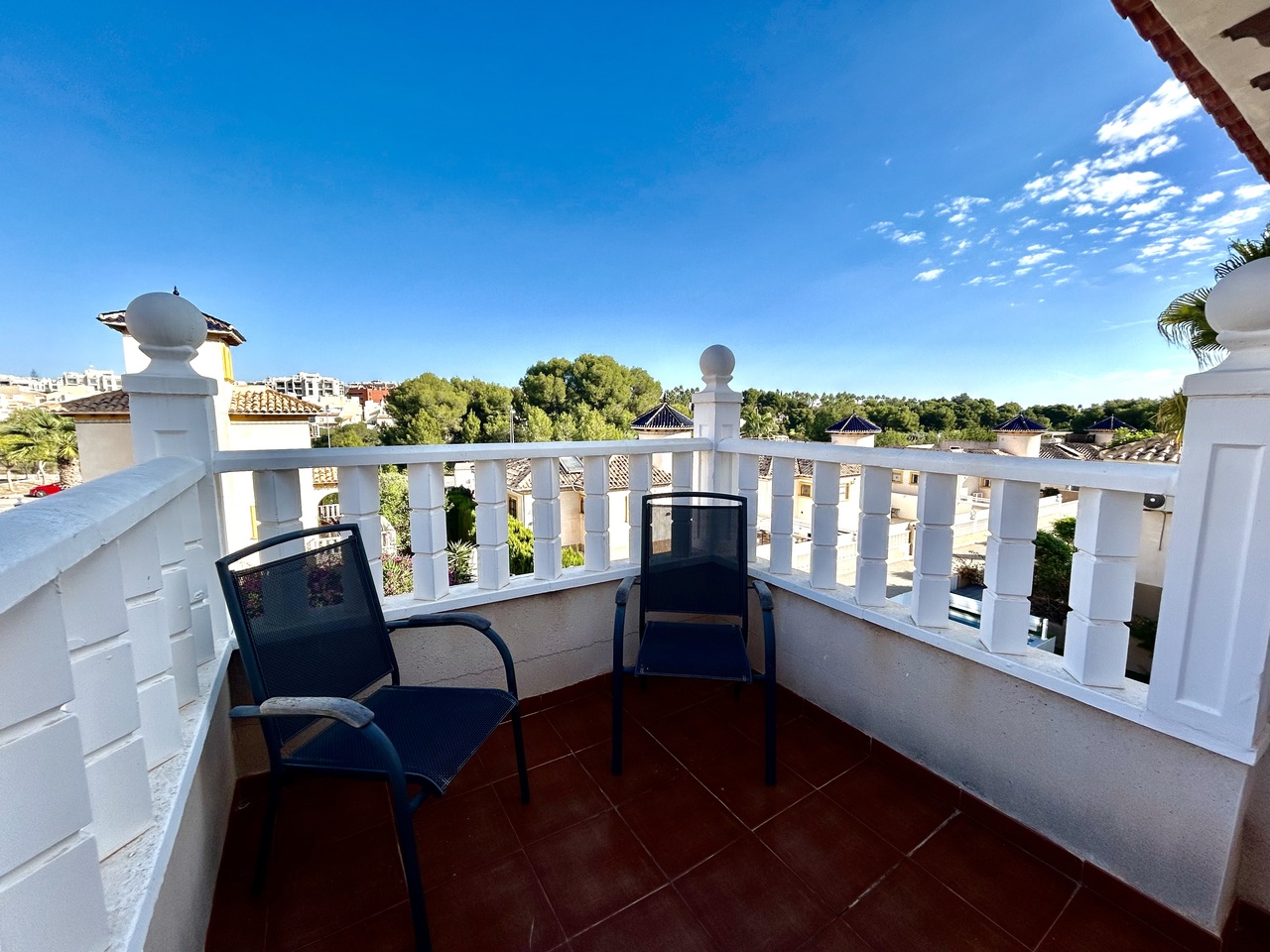 Villa in Villamartin, Alicante, Spain 4 bedrooms, 73 sq.m. No. 199833