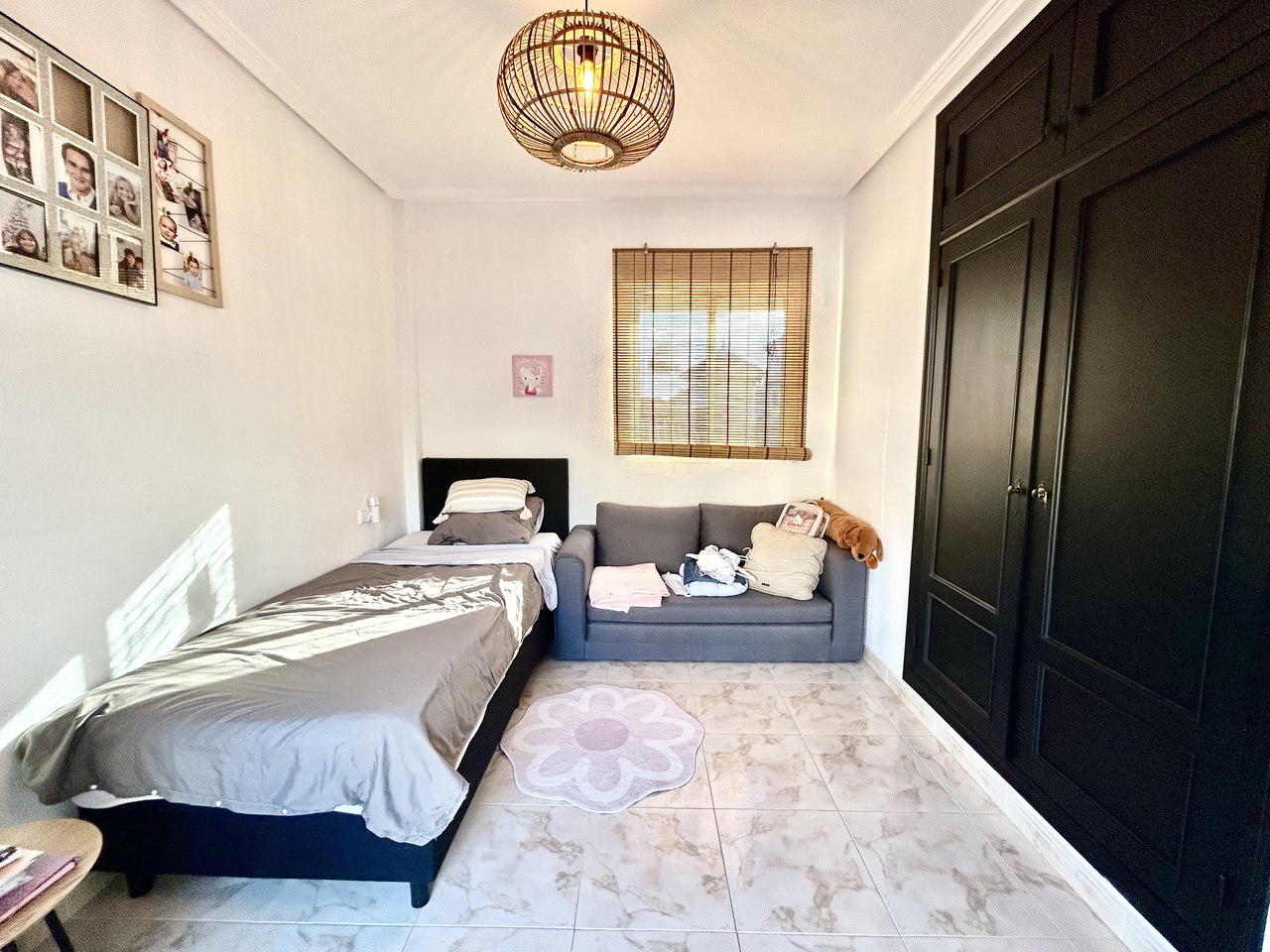 Villa in Villamartin, Alicante, Spain 4 bedrooms, 73 sq.m. No. 199833