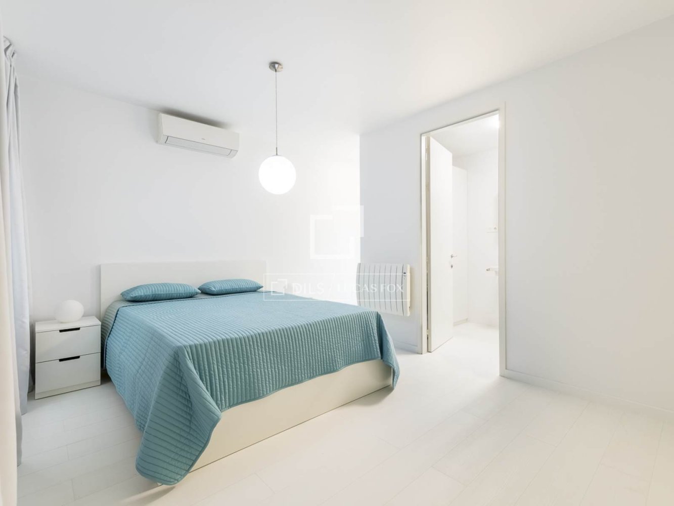 Wohnung in Barcelona, Spanien 2 Schlafzimmer, 79 m2 Nr. 199985