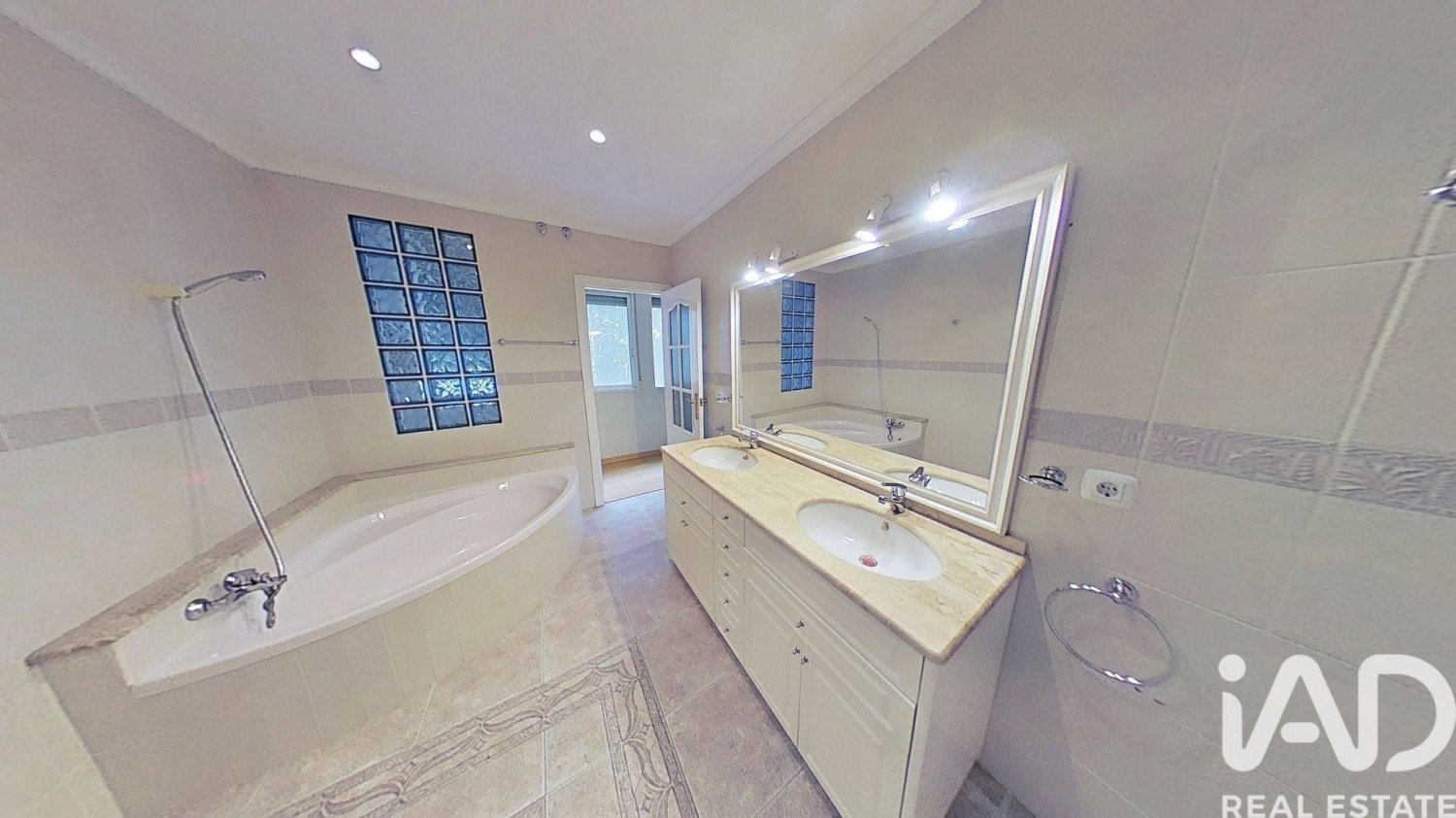 Apartament w Alicante, Hiszpania 3 sypialnie, 163 mkw. nr 199546