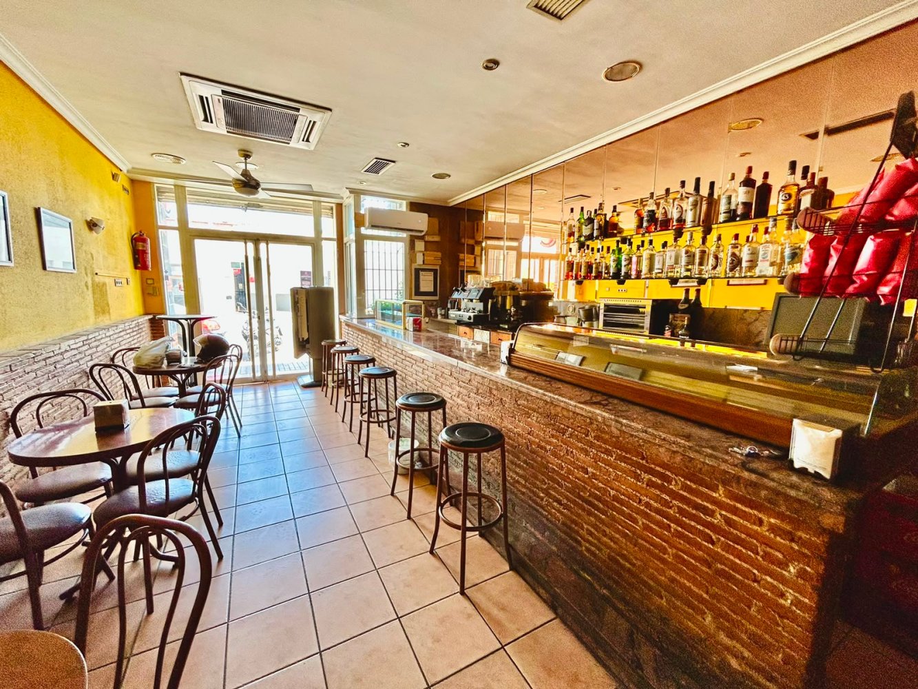 Komerciāls īpašums Torrevieja, Alicante, Spānijā 56 m2 Nr. 197201
