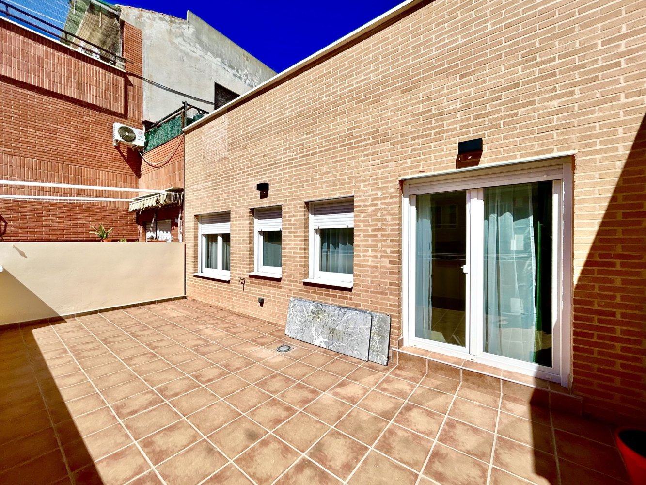 Dzīvoklis Alicante, Spānijā 1 istaba, 84 m2 Nr. 163322