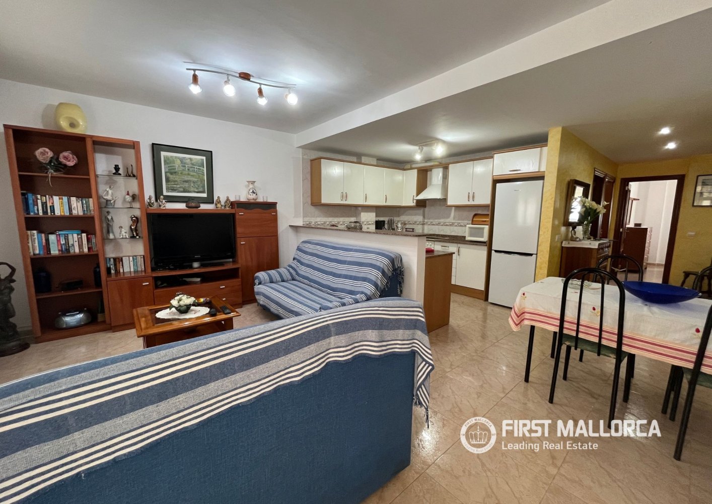 Apartment à Port De Pollenca, Mallorca, Espagne 2 chambres, 75 m2 No. 197057