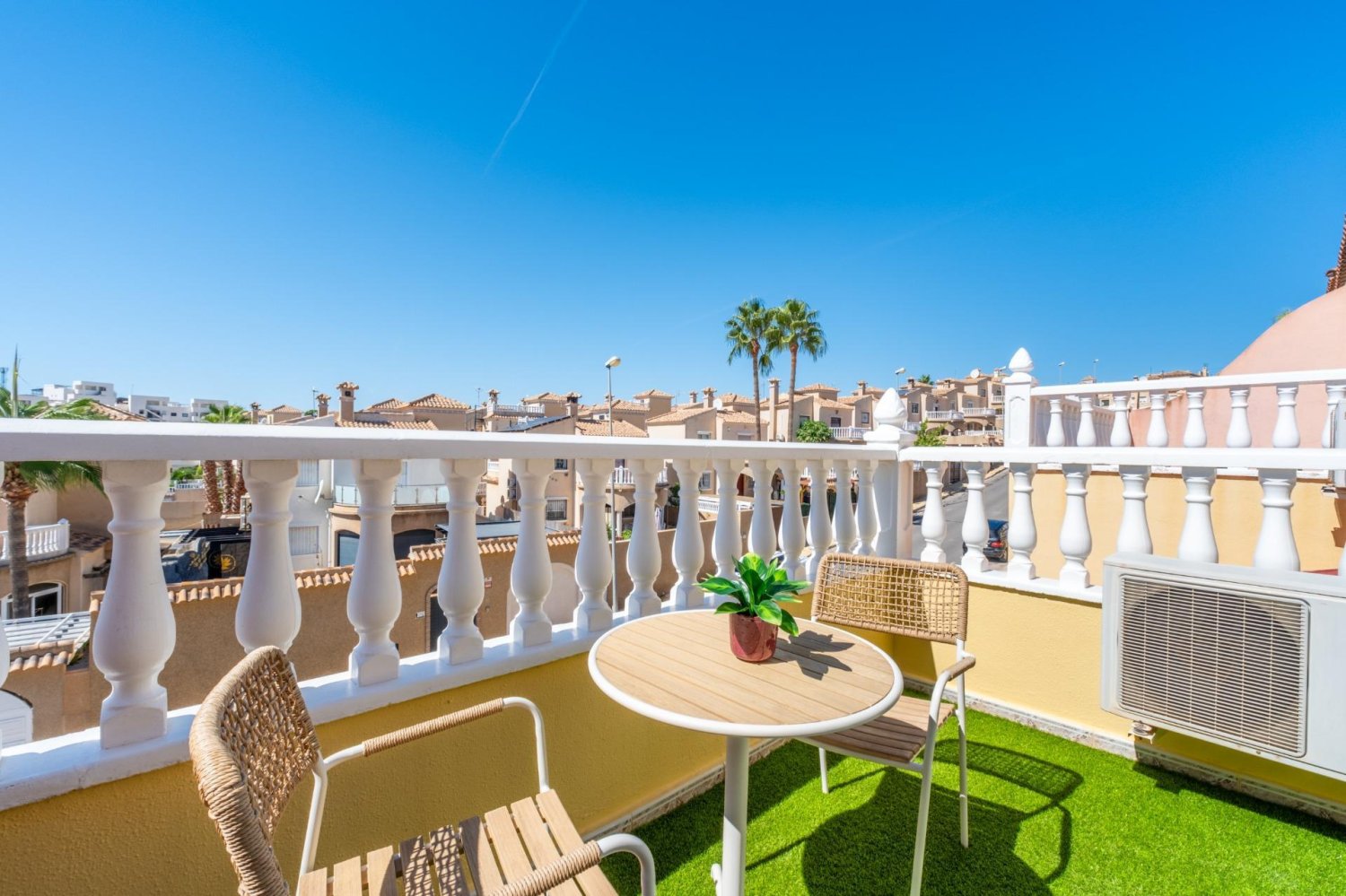 House in Alicante, Spain 75 sq.m. No. 198145