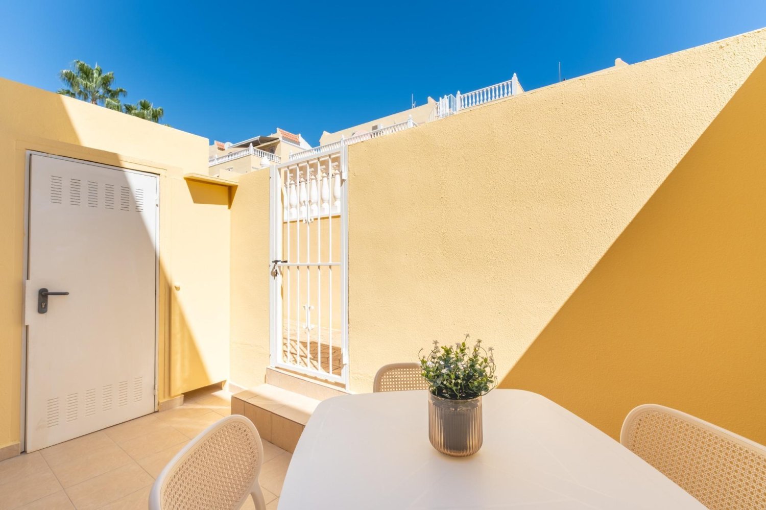 House in Alicante, Spain 75 sq.m. No. 198145