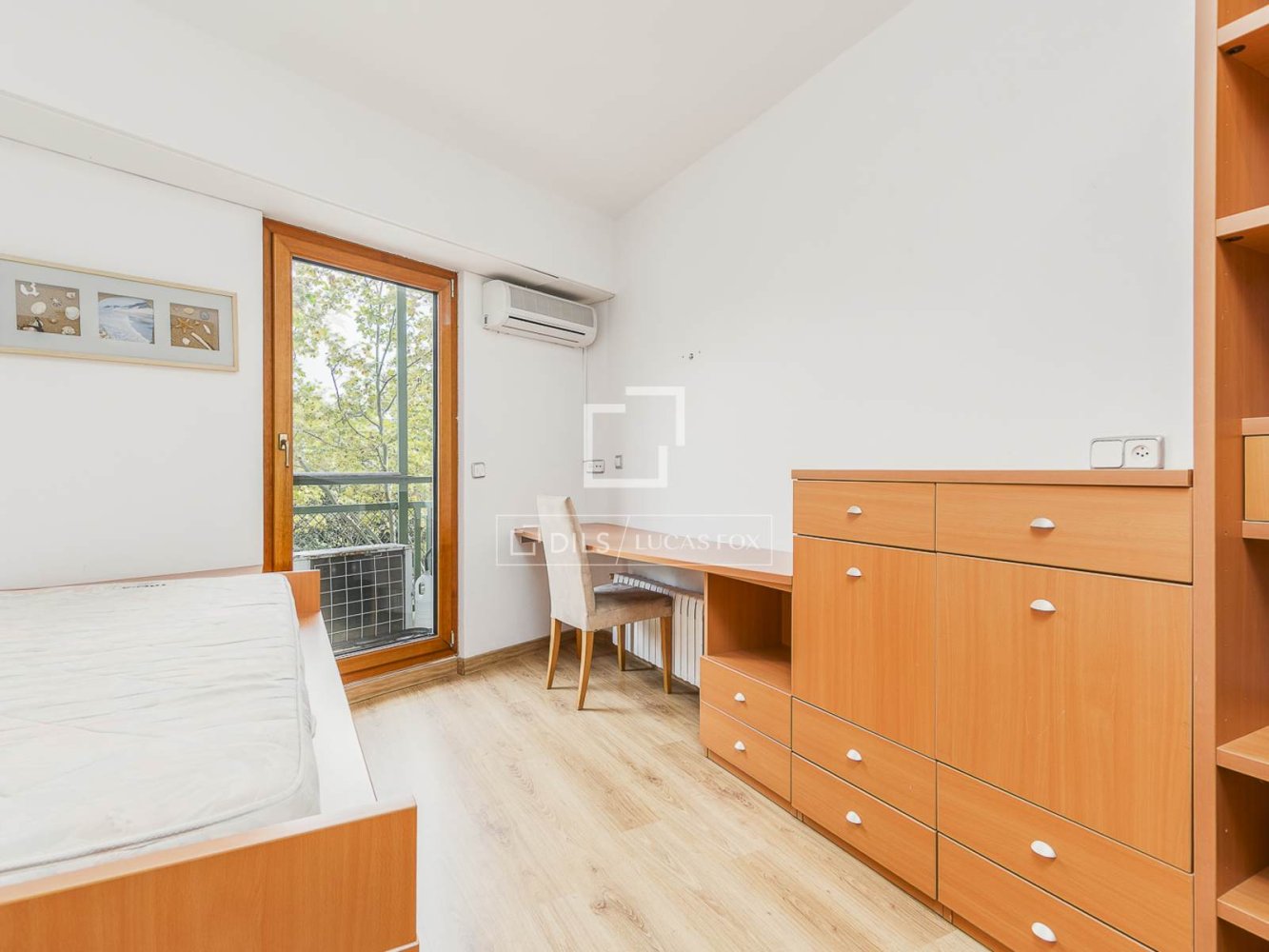 Квартира в Барселона, Испания 4 спальни, 150м2 №199979
