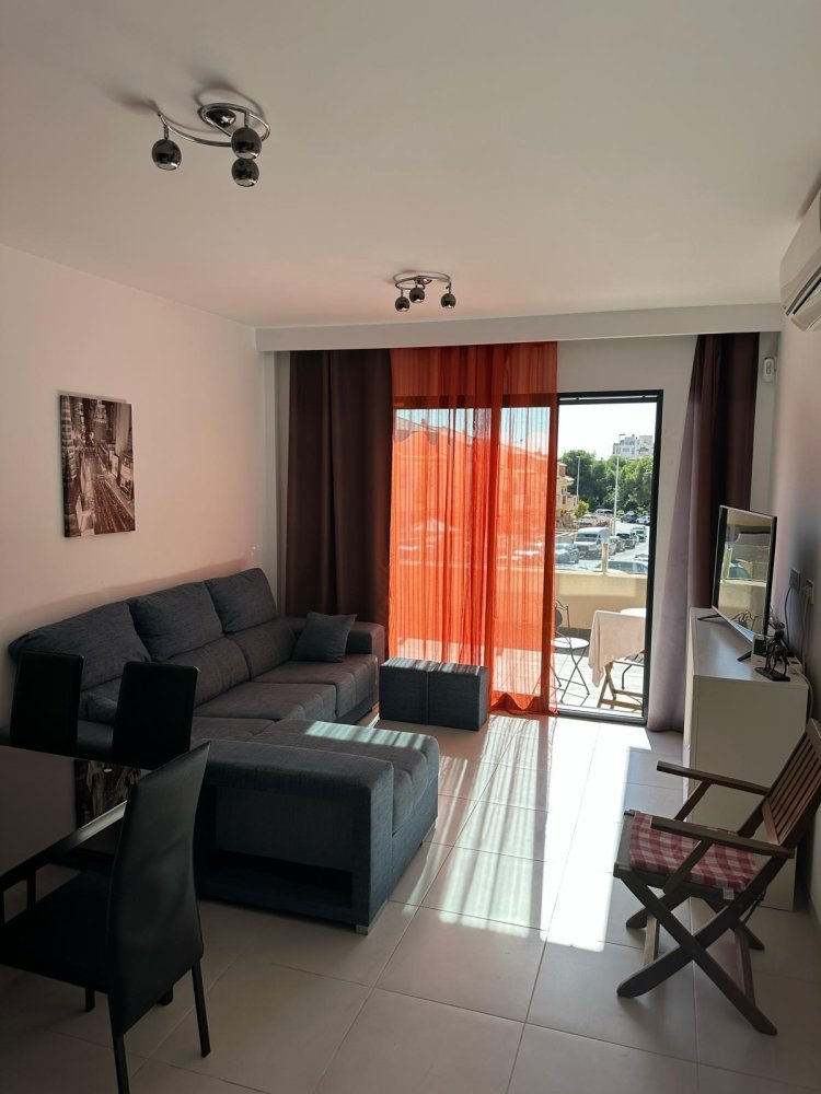 Bungalow in La Zenia, Alicante, Spain 2 bedrooms, 63 sq.m. No. 196900