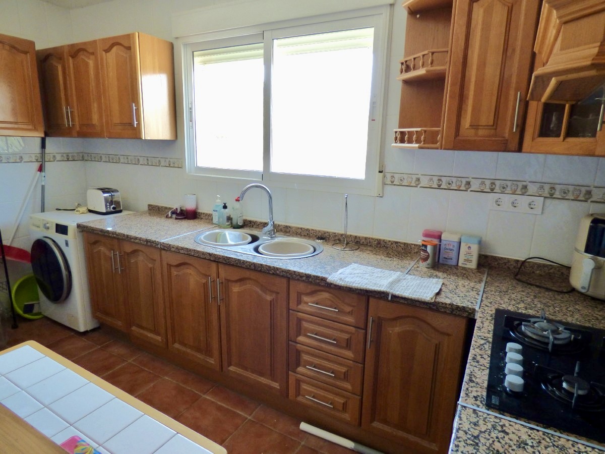 Villa i Relleu, Alicante, Spanien 3 sovrum, 133 kvm. Nr. 198475
