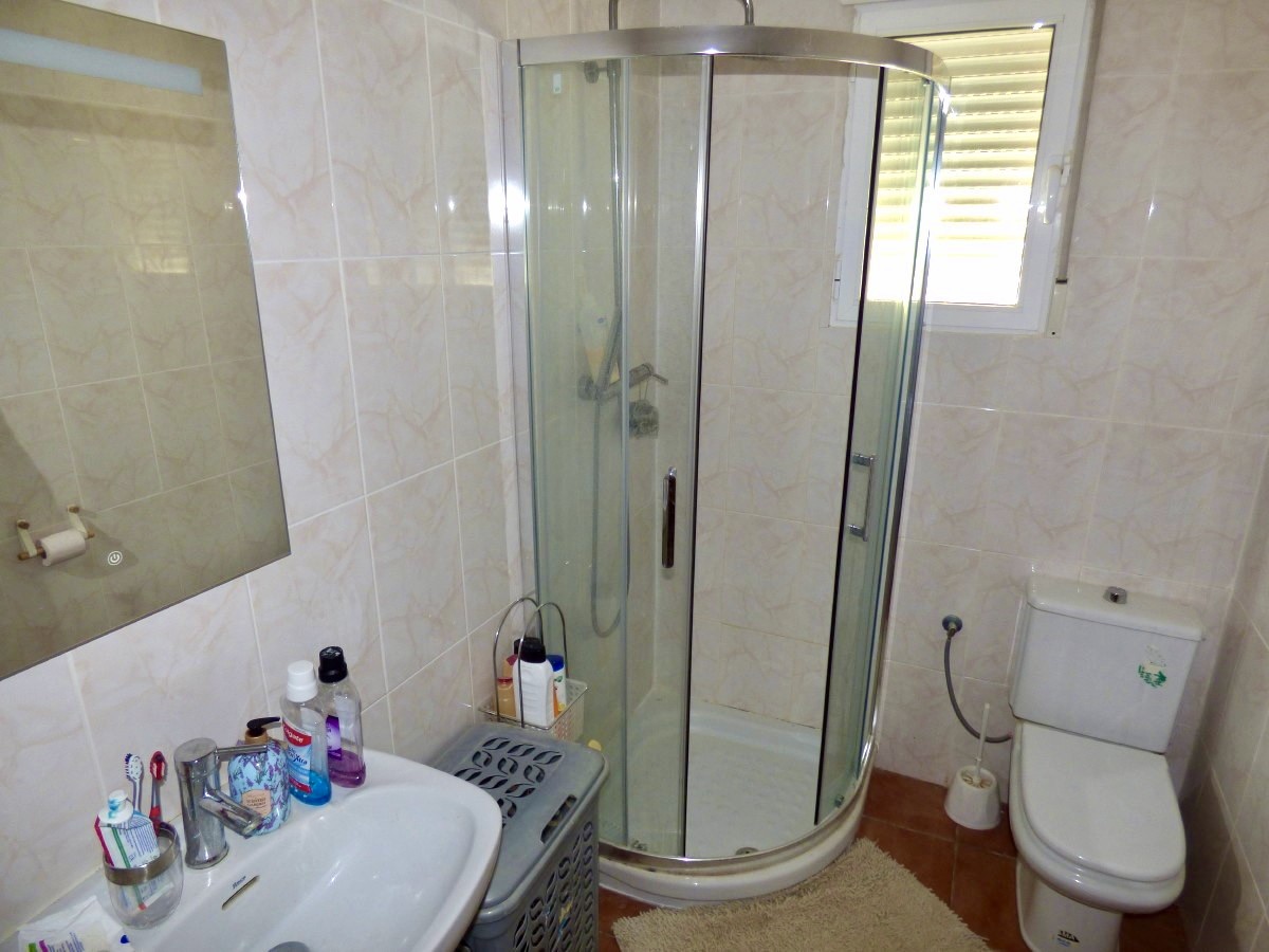 Villa i Relleu, Alicante, Spanien 3 sovrum, 133 kvm. Nr. 198475
