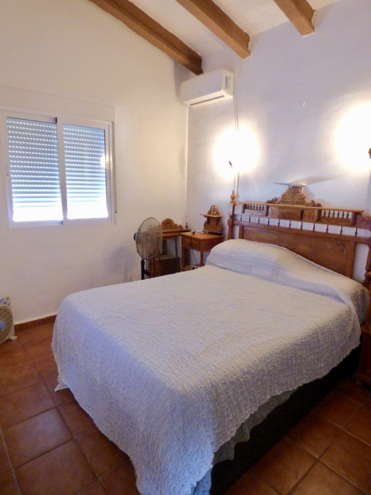 Villa i Relleu, Alicante, Spanien 3 sovrum, 133 kvm. Nr. 198475