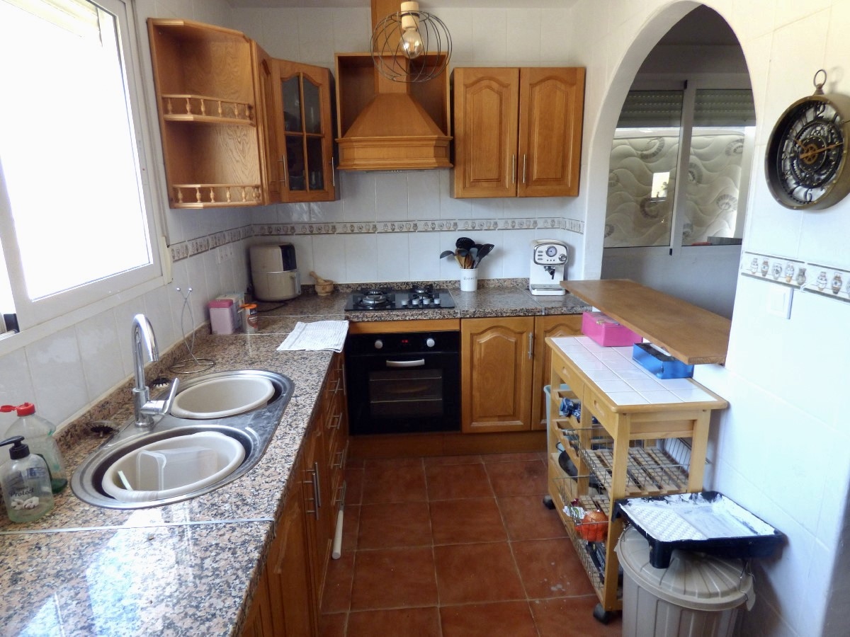 Villa i Relleu, Alicante, Spanien 3 sovrum, 133 kvm. Nr. 198475