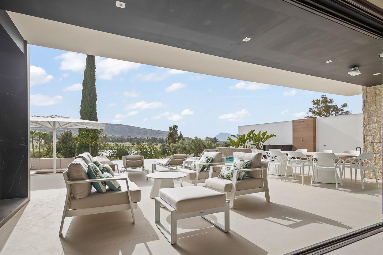 Villa i Algorfa, Alicante, Spanien 5 sovrum, 318 kvm. Nr. 198447