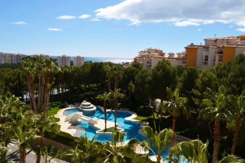 Appartamento a Dehesa De Campoamor, Alicante, Spagna 2 camere da letto, 60 mq. N° 199096