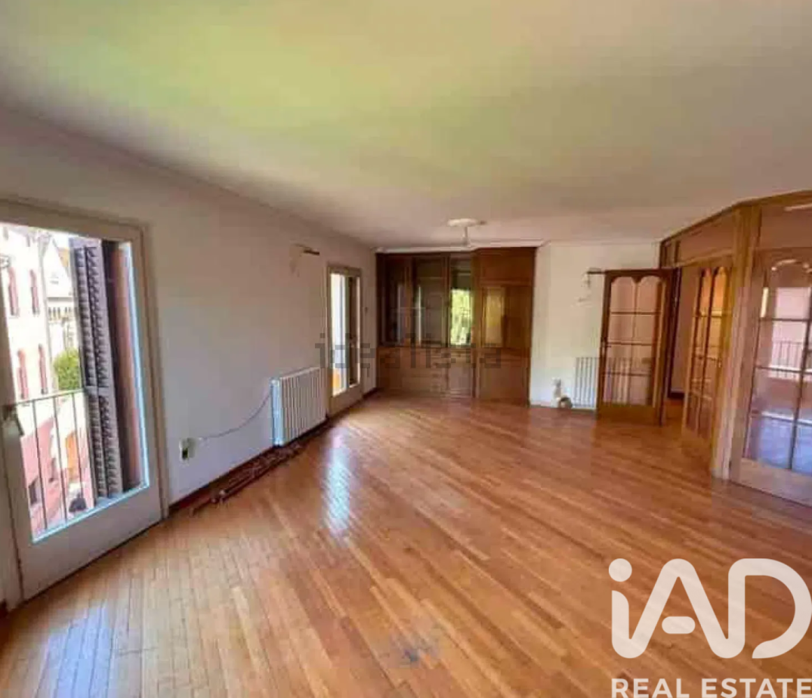 Duplex in Vic, Barcelona, Spain 222 sq.m. No. 199624