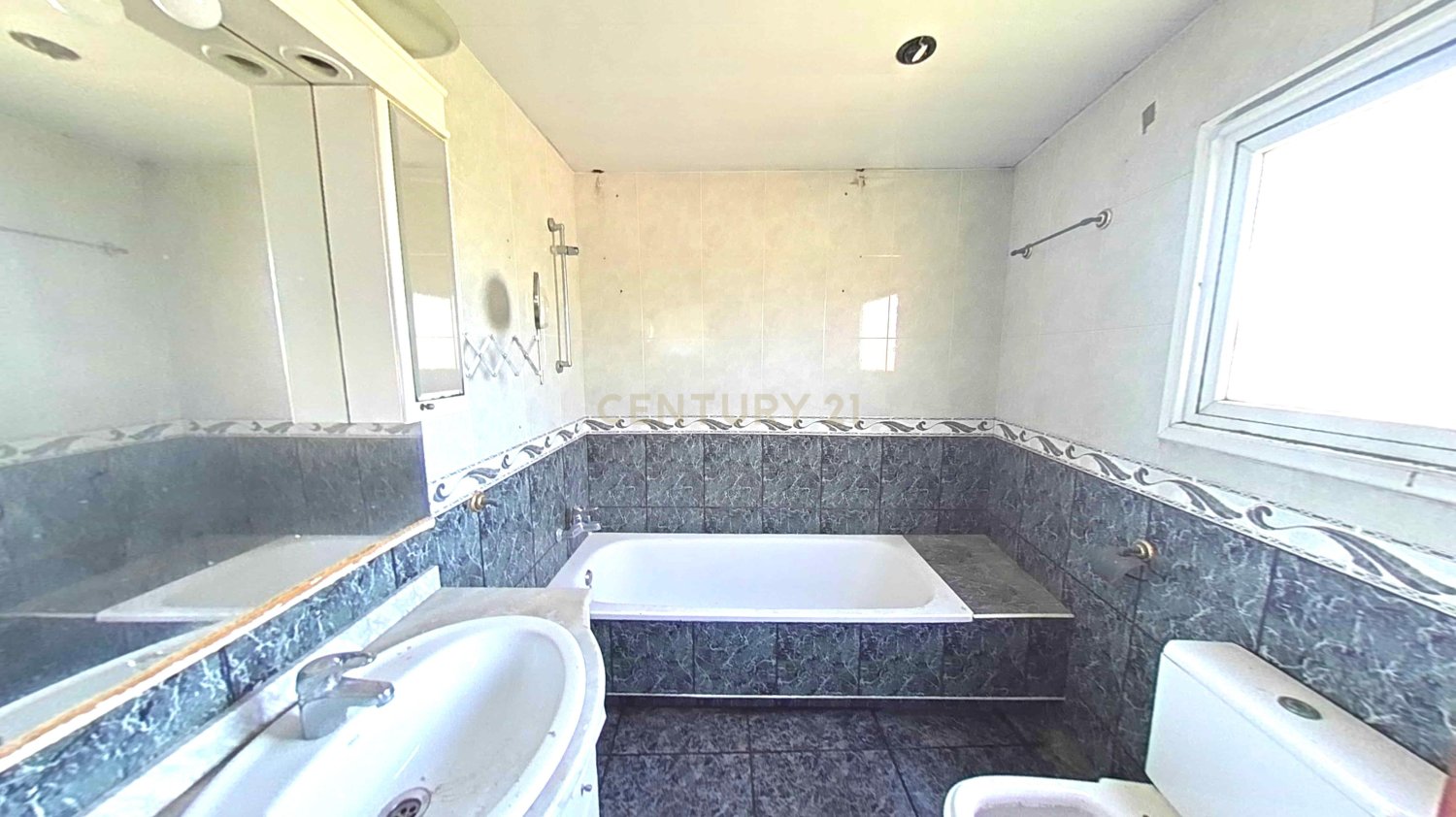 Casa a Barcelona, Spagna 3 camere da letto, 170 mq. N° 197555