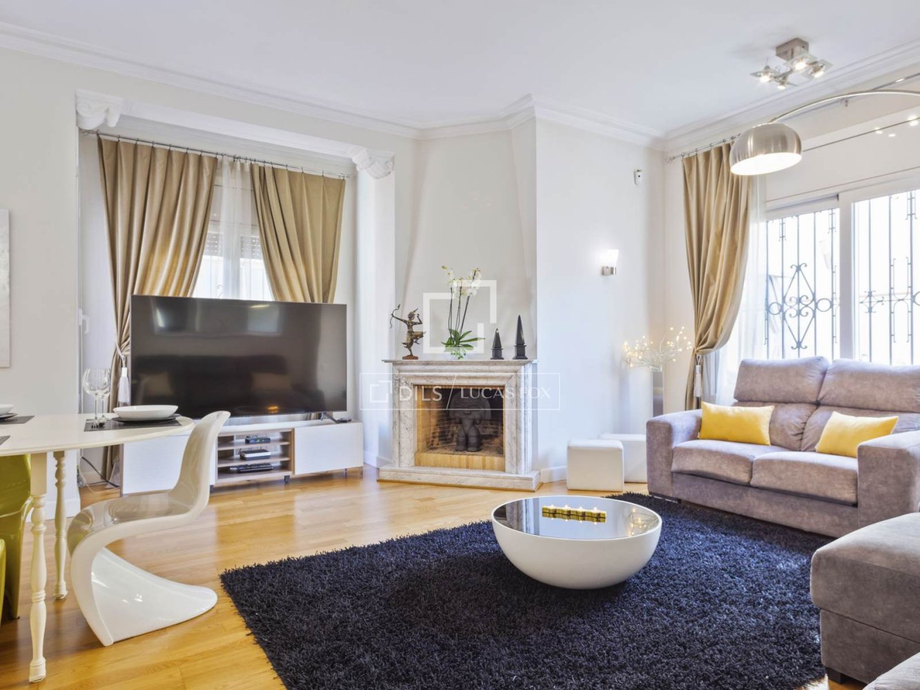 Villa in Barcelona, Spanien 8 Schlafzimmer, 550 m2 Nr. 199990