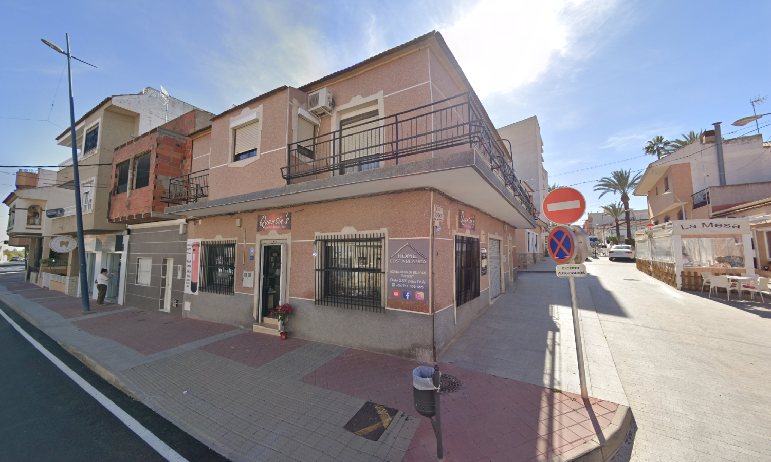 Radhus i Algorfa, Alicante, Spanien 3 sovrum, 215 kvm. Nr. 198449